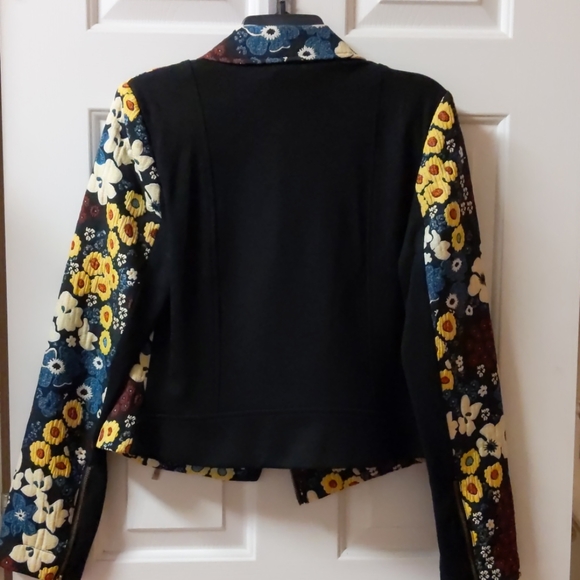 Jacket - Picture 2 of 3